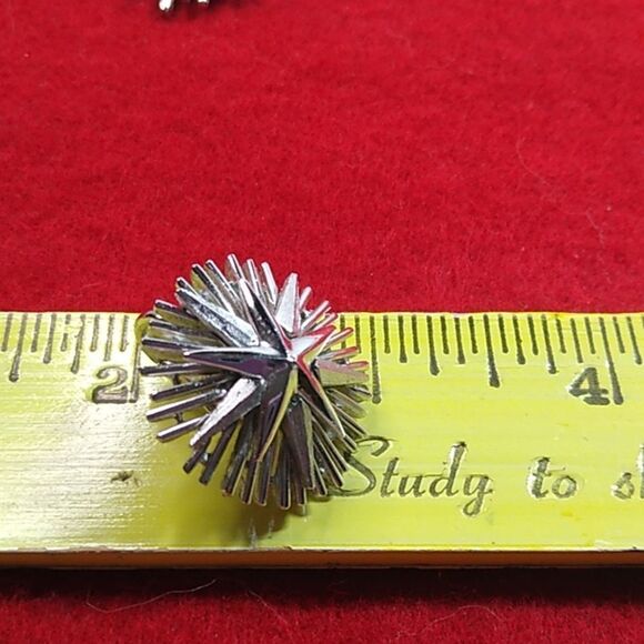 Vintage Trifari Silver Tone Metal Atomic Three Layer Star Burst Brooch/Earrings - Picture 10 of 10